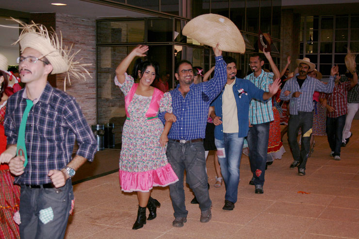 13-07-2012-quadrilha-da-festa-julina-128