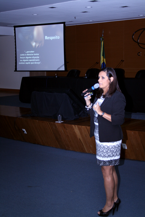 1732014-palestra-dia-mulher-1925